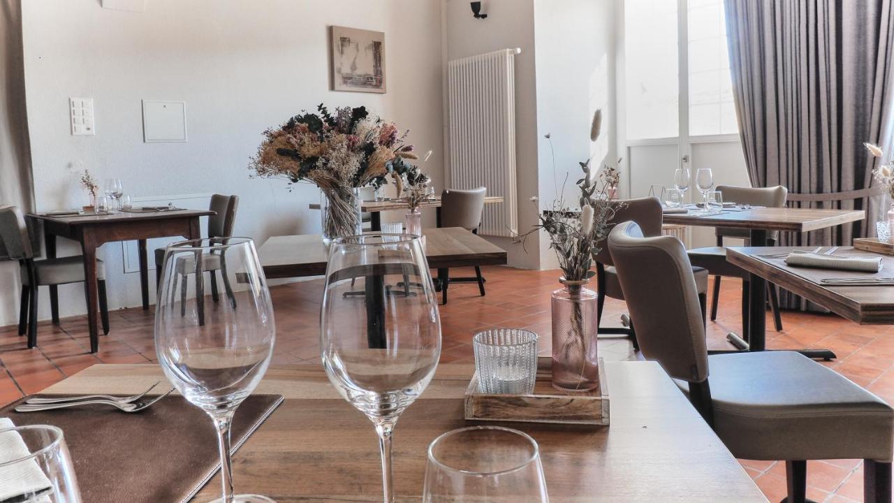 Auberge De Bellelay Restaurant Chez Aron Balde المظهر الخارجي الصورة
